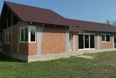 Casă cu 4 camere cu Teren 821 Mp în Tăuții-Măgherăuș - 2