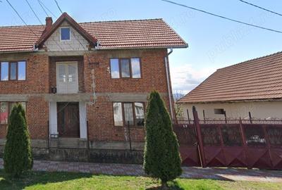 Casă cu 4 camere cu Teren 1105 Mp în Făget - 5