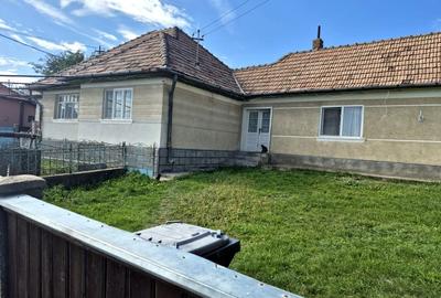 Proprietate cu potential: casa cu teren 938 mp langa Tureni, toate utilitatile Proprietate cu potential: casa cu teren 938 mp langa Tureni, toate utilitatile - 1