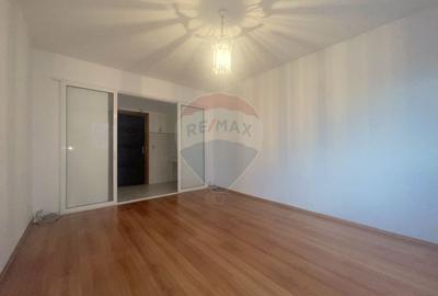 Garsonieră semidecomandată în Uzina 2 - 4