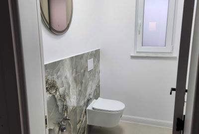 Casă cu 4 camere în Central - 1