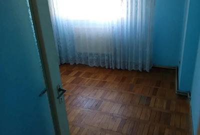 Apartament cu 3 camere decomandat în Mazepa 1 - 4