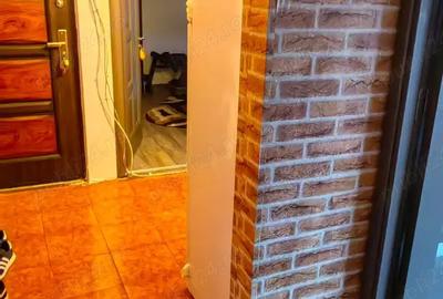 Vand Apartament 2 camere decomandat Extindere Costieni - 1