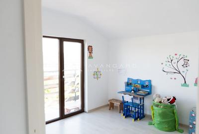 Casă individuală cu 5 camere cu Canalizare în Florești - 8