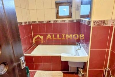 Apartament cu 3 camere, mobilat în 9 Mai - 11