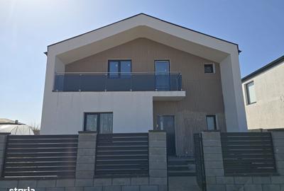 Casă cu 3 camere în Berceni