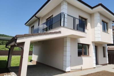 Casă cu 4 camere în Luna - 9