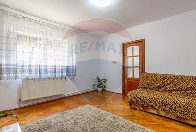 Casa 3 camere si teren 765 mp de vanzare Micalaca,Arad - 10