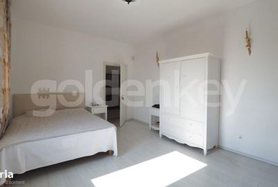 Casă cu 6 camere cu Teren 813 Mp în Central - 11