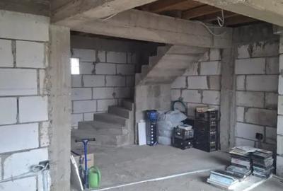 Casă cu 5 camere cu Teren 132 Mp în Central - 7