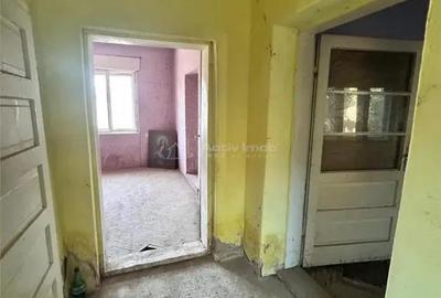 Casă cu 4 camere cu Teren 555 Mp în Central - 4