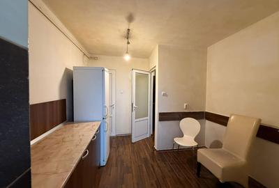 Apartament cu 3 camere decomandat în Exterior Vest - 8