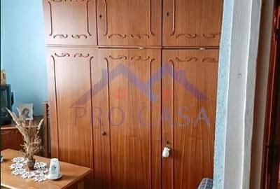 Apartament cu 3 camere decomandat în Ampoi 2 - 3