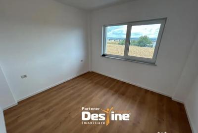 Casă cu 4 camere cu Teren 350 Mp în Rediu - 9