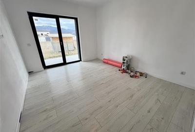 Casa individuala Cristian incalzire in pardoseala si garaj - 19
