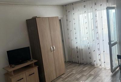 Garsonieră decomandată în Central - 2