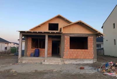 Casă cu 3 camere în Central - 3