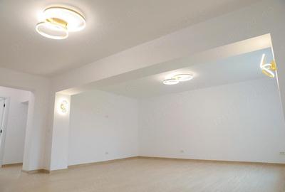 Apartament cu 4 camere decomandat în Central - 29