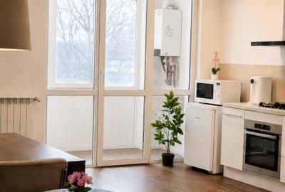 Apartament cu 4 camere decomandat, mobilat în Universitate - 1