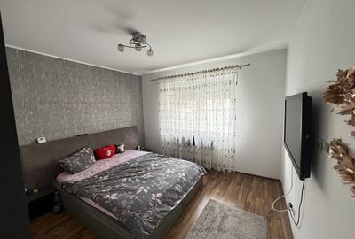 Apartament cu 2 camere decomandat, mobilat în Sânpetru - 4