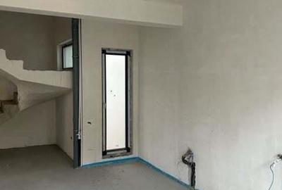 Casă cu 4 camere cu Teren 120 Mp în Păcii - 19