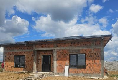 Casa pe parter Damila 100 mp si teren de 412 mp - 2