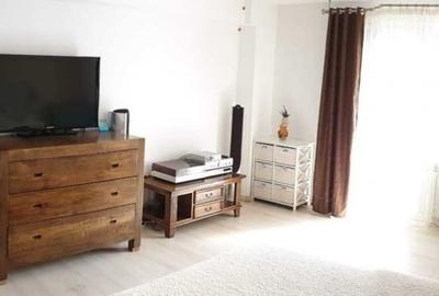 Apartament cu 2 camere decomandat, mobilat în Mărăști