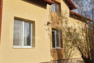 Casă cu 7 camere cu Teren 1520 Mp în Central - 10