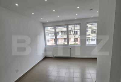 Spațiu comercial, de 40 mp, în Micul Dallas - 1