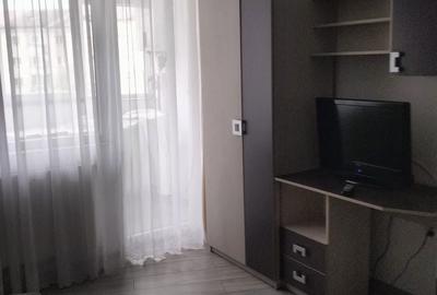 Apartament cu 2 camere decomandat în Stana - 5