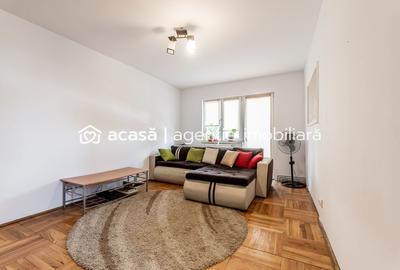 Apartament cu 3 camere semidecomandat, mobilat în Aurel Vlaicu