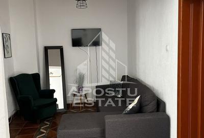 Apartament cu 3 camere decomandat, mobilat în P-ța Unirii - 3