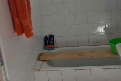 Garsonieră decomandată în Tractorul - 5