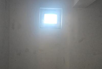 Apartament cu 3 camere decomandat în 22 Decembrie - 9