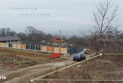 Teren de 1456 mp, în Central