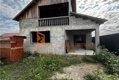 Casa tip P + M zona Maracineni judet Buzau - 1