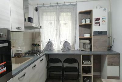Apartament cu 2 camere semidecomandat, mobilat în Ultracentral - 1