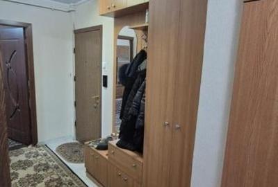 2 Camere Crangasi 3 minute de Metrou - 4