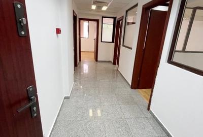 Birou, de 180 mp, în Domenii - 2