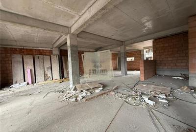 Spatiu comercial 137  mpu 3 intrari si 3 parcari pretabil afacere - 3