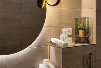 Apartament cu 2 camere decomandat, mobilat în Tractorul - 11