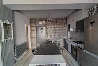 Ocazie ! Mamaia Sat, 2 camere, etaj 2, mobilat, utilat, 85.000 Euro - 4