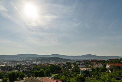 0% comision Apartament 5 camere, living, 2 bai, ideal pentru o familie numeroasa - 3
