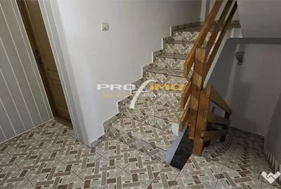 Casă cu 18 camere cu Teren 312 Mp în Central - 3