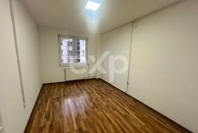 Birou, de 70 mp, în Centrul Civic - 3