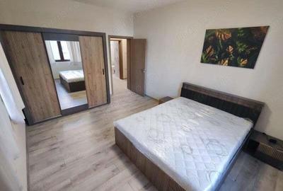Apartament cu 3 camere decomandat în Lujerului