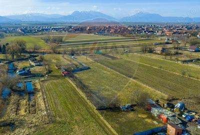 Teren de 5000 mp, în Prejmer