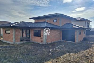 Casă cu 1 camere cu Teren 800 Mp în Central - 2