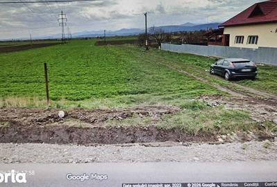 Teren de 5000 mp, în Dumbrava