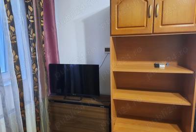 Garsoniera zona Baza 3 - 3